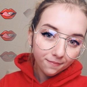 Meet your Posher, Tamara